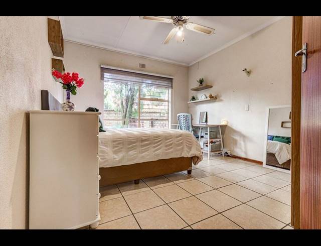 4 BEDROOM HOUSE FOR SALE IN EDLEEN